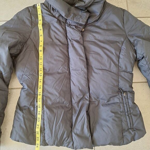 Weekend MaxMara Black Puffer Jacket size M - Picture 8 of 9